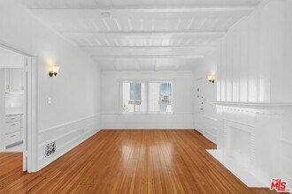 9625 Charleville Blvd in Beverly Hills, CA - Building Photo - Building Photo