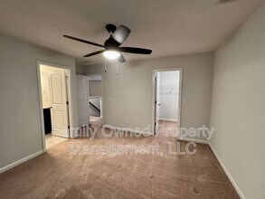 584 Pendleton Dr in Moncks Corner, SC - Building Photo - Building Photo