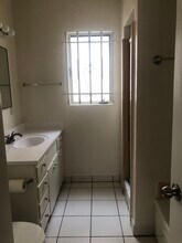 514 Gramercy S Pl, Unit 03 in Los Angeles, CA - Building Photo - Building Photo