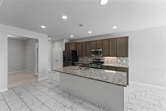 5443 Grand View Dr in Brookshire, TX - Building Photo - Building Photo