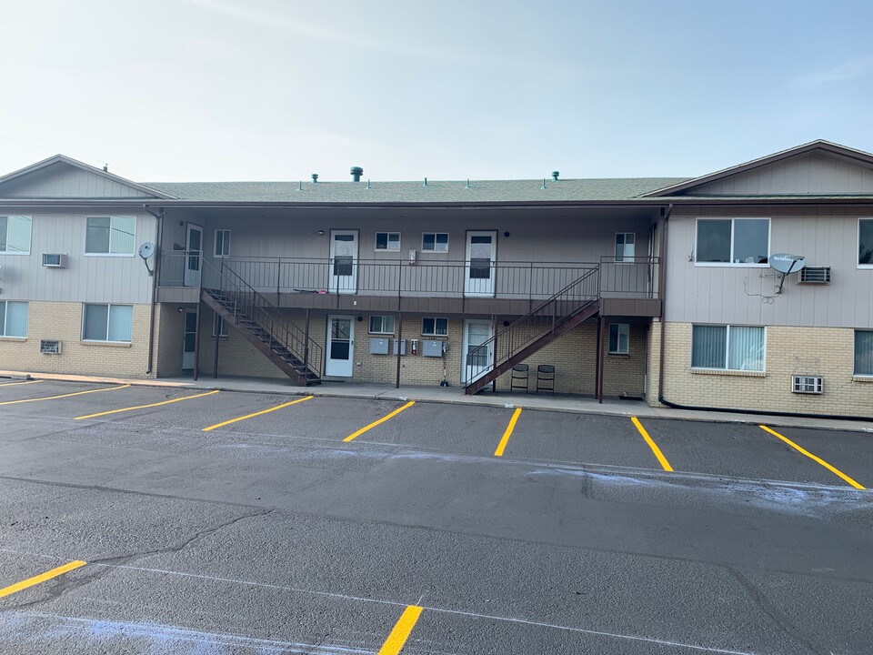 South Eliot St Apartments in Denver, CO - Building Photo