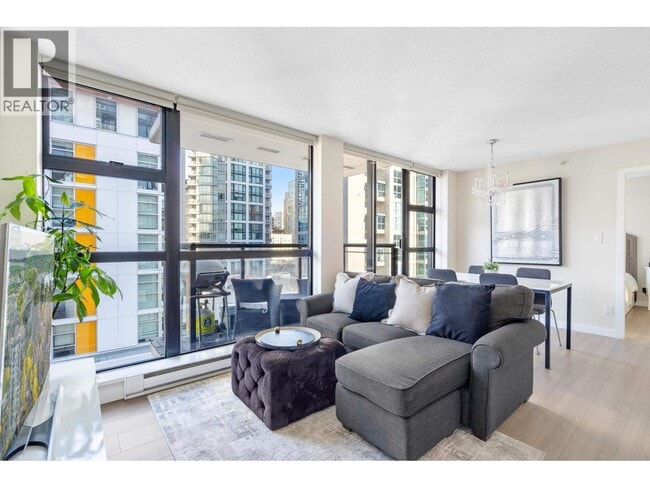 property at 1295 Richards St