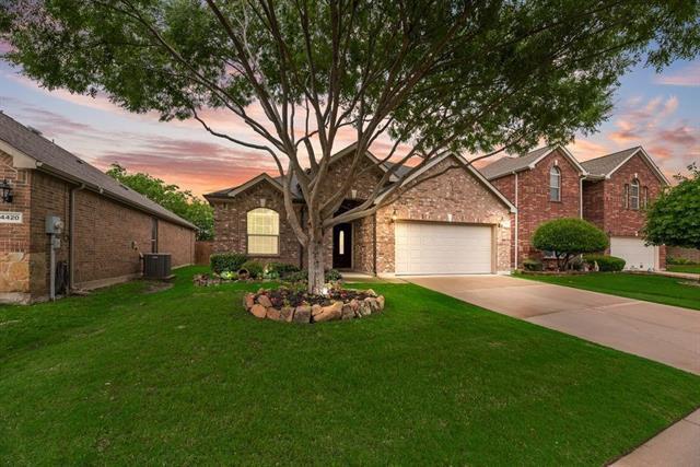 4416 Coney Island Drive in Frisco, TX - Foto de edificio