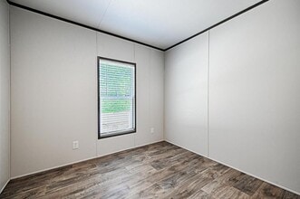 633 Kevin St in Mineola, TX - Building Photo - Building Photo