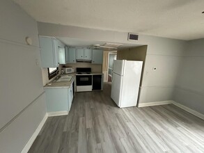 2503 E 4th St, Unit 3 in Greenville, NC - Building Photo - Building Photo