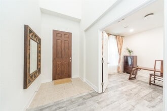 15406 Easton Gate Ln in Houston, TX - Building Photo - Building Photo