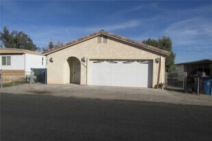 1948 Del Norte Dr in Bullhead City, AZ - Building Photo
