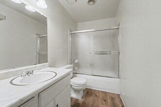 1650 Timberwood Dr in Yuba City, CA - Building Photo - Building Photo