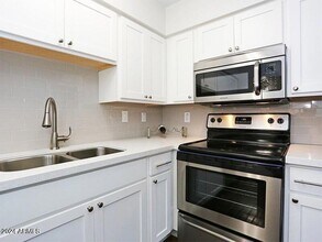 3101 N 32nd St in Phoenix, AZ - Building Photo - Building Photo
