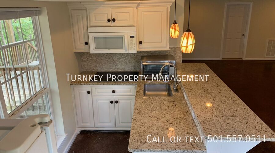 6911 Westridge Rd in Roland, AR - Building Photo