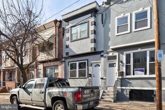 2242 S Bonsall St in Philadelphia, PA - Building Photo - Building Photo