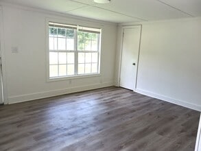 2349 State Rd S-29-395 in Lancaster, SC - Building Photo - Building Photo