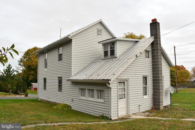 9518 Circle Dr in Chambersburg, PA - Building Photo - Building Photo