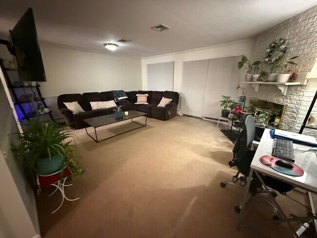 84 Walpole St in Canton, MA - Building Photo - Building Photo