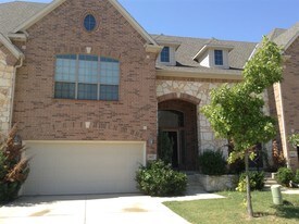 1827 Leann Ln in Irving, TX - Building Photo