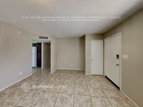 4136 N 81st Ave in Phoenix, AZ - Building Photo - Building Photo
