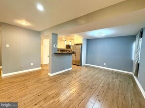 19120 Mills Choice Rd in Montgomery Village, MD - Building Photo - Building Photo