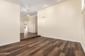 1517 W Islandia Dr in Gilbert, AZ - Building Photo - Building Photo