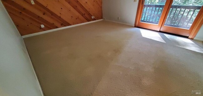 property at 35060 Woodside Ct