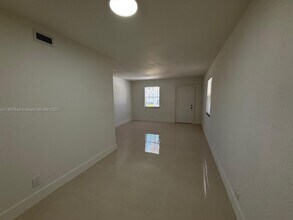 1494 W 34th St in West Palm Beach, FL - Building Photo - Building Photo