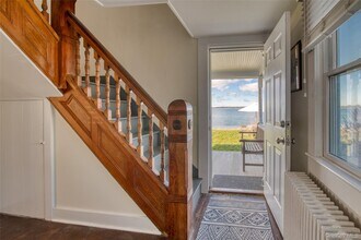 152 King St in Orient, NY - Building Photo - Building Photo