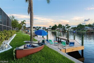 4412 SW 26th Ave in Cape Coral, FL - Building Photo - Building Photo