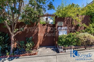 1322 Wanda St in Crockett, CA - Building Photo - Building Photo