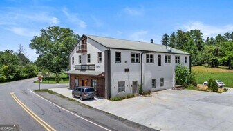 610 Madola Rd in Epworth, GA - Building Photo