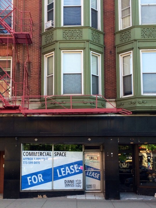 3241-3255 N Broadway St in Chicago, IL - Building Photo