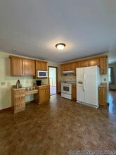 45 Elm St in Webster, MA - Building Photo - Building Photo