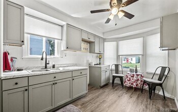 20034 Rosemont Ave in Detroit, MI - Building Photo - Building Photo