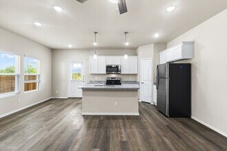 102 Sai Mnr in Shavano Park, TX - Building Photo - Building Photo