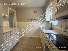 3333 S Sterling Way in Cincinnati, OH - Building Photo - Building Photo