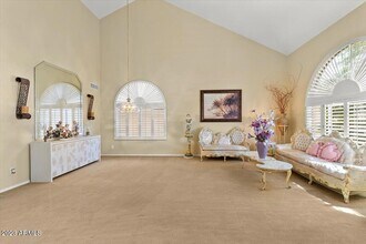 4326 E Rancho Tierra Dr in Cave Creek, AZ - Foto de edificio - Building Photo