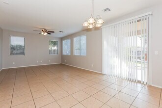 1465 E Mia Ln in Gilbert, AZ - Building Photo - Building Photo