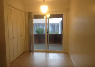 9435 Maria Way in Sacramento, CA - Building Photo - Building Photo