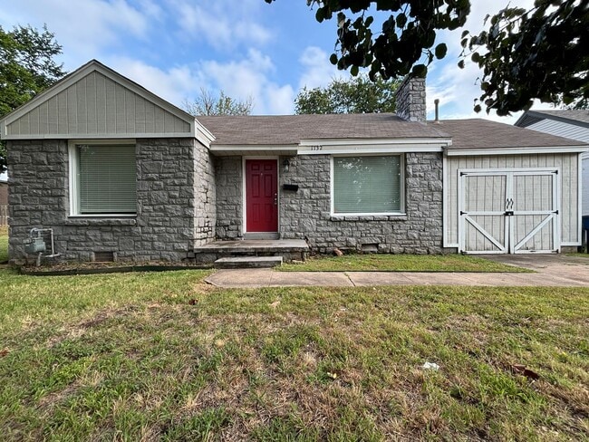 property at 1132 E 36th St