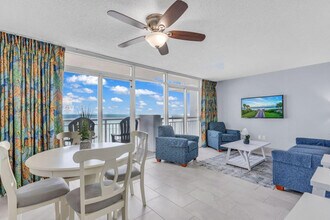 1700 N Ocean Blvd in Myrtle Beach, SC - Building Photo - Building Photo