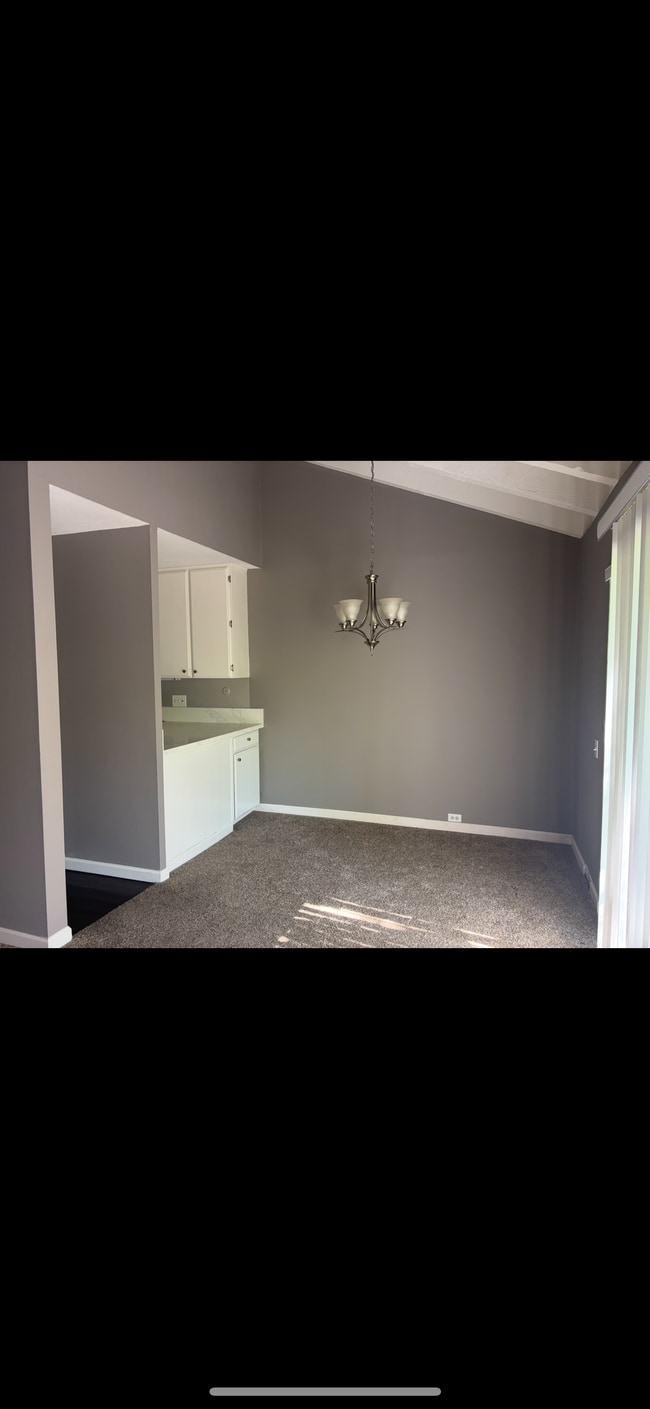 property at 2292 Woodside Ln