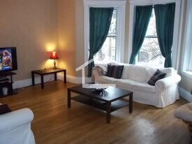 12 Euston St in Brookline, MA - Building Photo