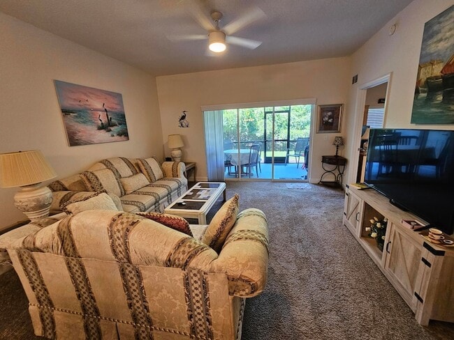 180 Portside Ave, Unit 102 in Cape Canaveral, FL - Foto de edificio - Building Photo