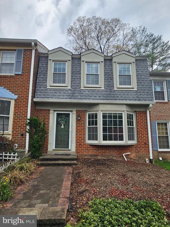 property at 6333 Teakwood Ct