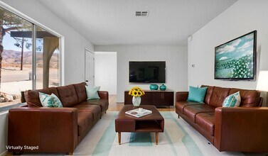 67285 Pierson Blvd in Desert Hot Springs, CA - Foto de edificio - Building Photo