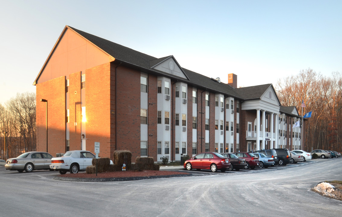 AHEPA 250 IV Senior Apartments in Niantic, CT - Building Photo