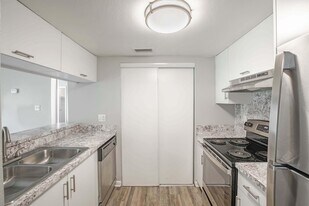 Mirador at Woodside in Kissimmee, FL - Building Photo