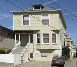 2251 Pacific Ave in Alameda, CA - Building Photo - Building Photo