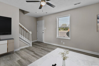 Elizabeth Street Townhomes in Spring Lake, NC - Building Photo - Building Photo