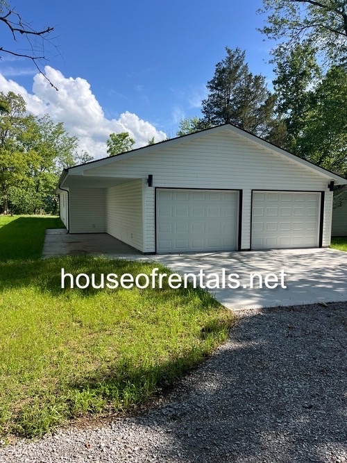 310 Prentice Ave in Carterville, IL - Building Photo - Building Photo