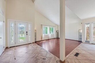 520 Weybridge Dr in San Jose, CA - Building Photo - Building Photo