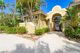 627 Soliel Dr in Naples, FL - Building Photo - Building Photo